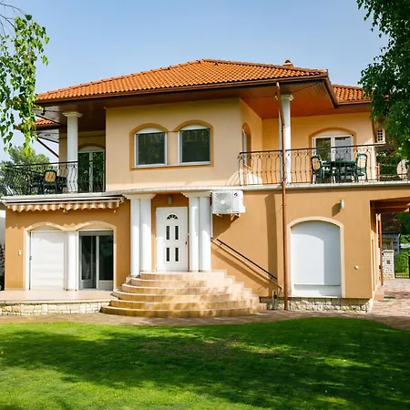 Lakefront 2 By Interhome Apartman *