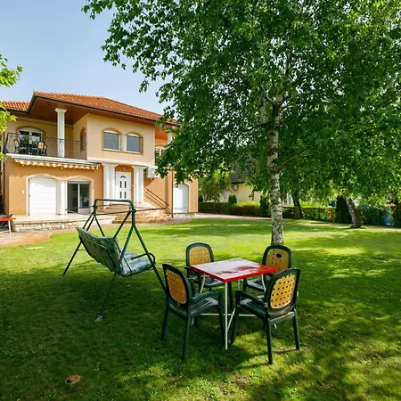 Διαμέρισμα Lakefront 2 By Interhome